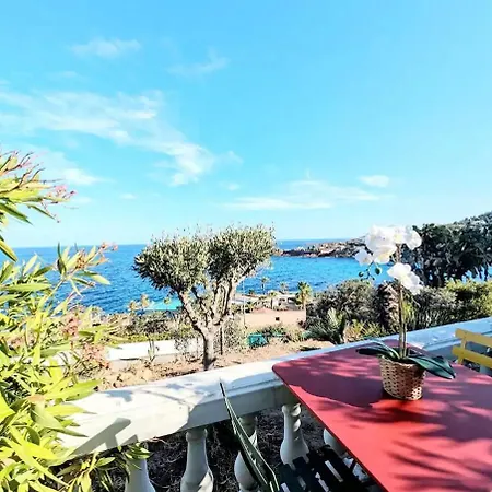 Perle D - Bord De * Antheor-Cap-Roux