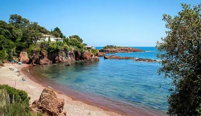 Perle D - Bord De アパート