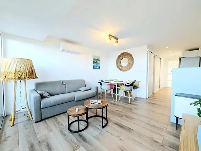 Perle D - Bord De アパート